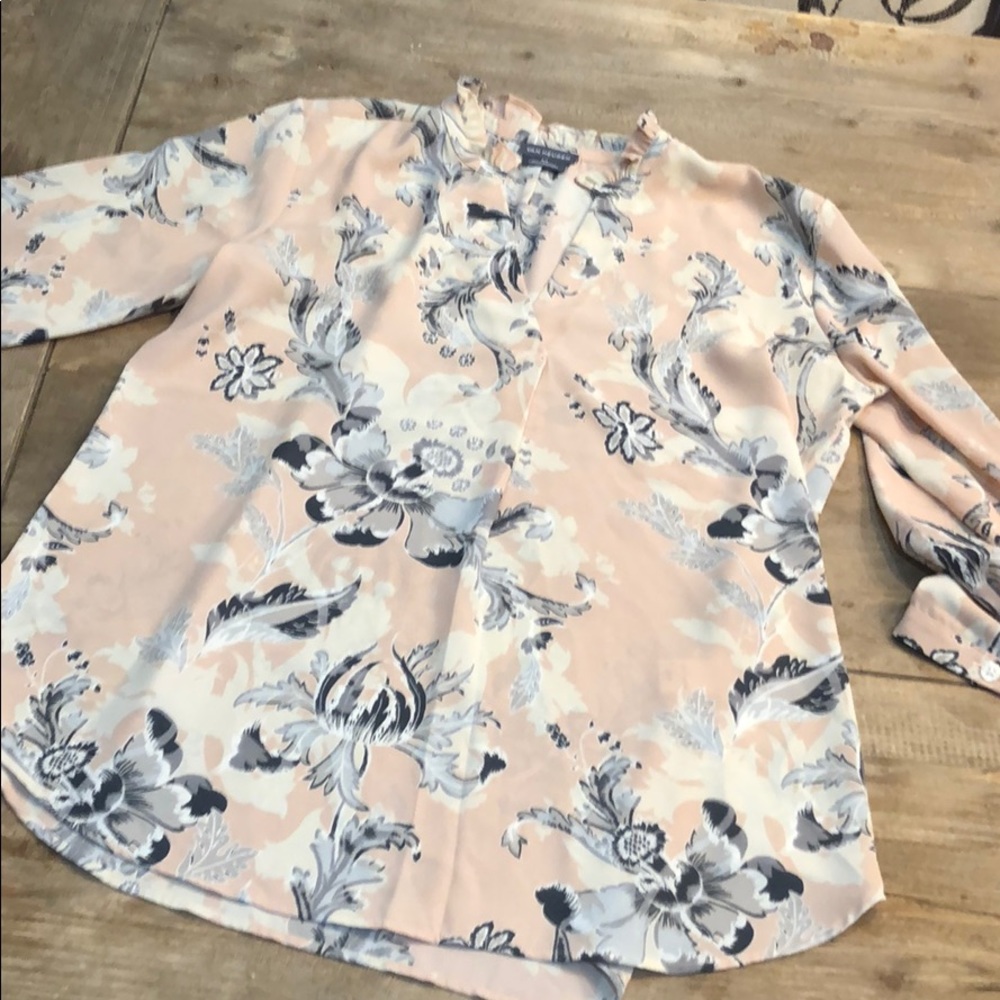 NWOT Van Heusen tunic blouse